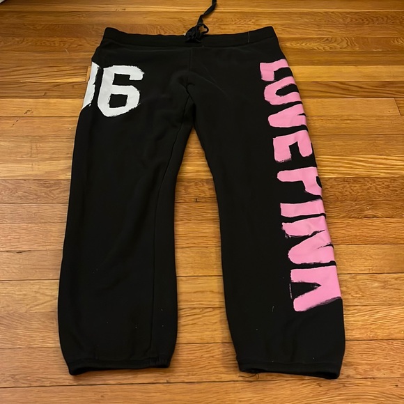 PINK Victoria's Secret Pants - VS PINK • y2k slouchy fit capri sweatpants • size M